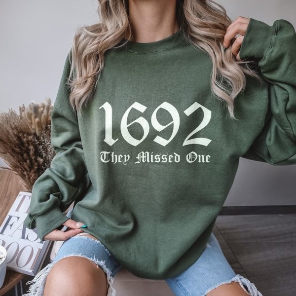 Salem 1692 They Missed One Crewneck Sweatshirt, Retro Salem Massachusetts Halloween Crewneck, Vintage Witches Shirt